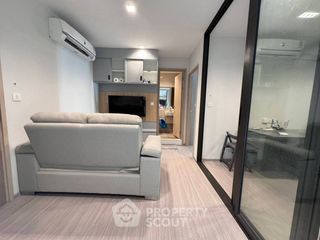 For rent 2 bedrooms condo in Thon Buri, Bangkok