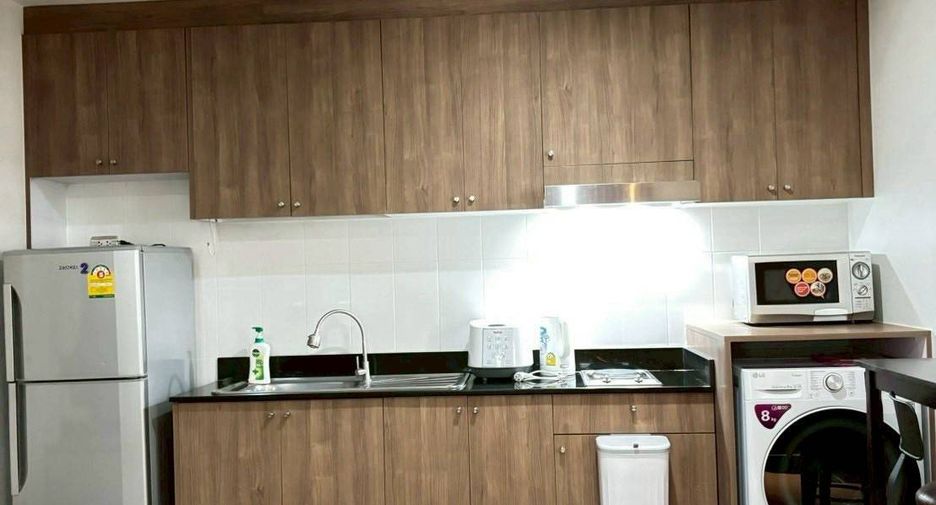 À louer 2 chambres condo à Khlong Toei, Bangkok