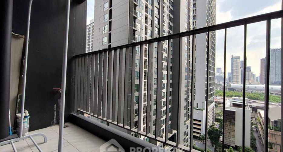 Condo en alquiler de 1 habitaciones en Huai Khwang, Bangkok