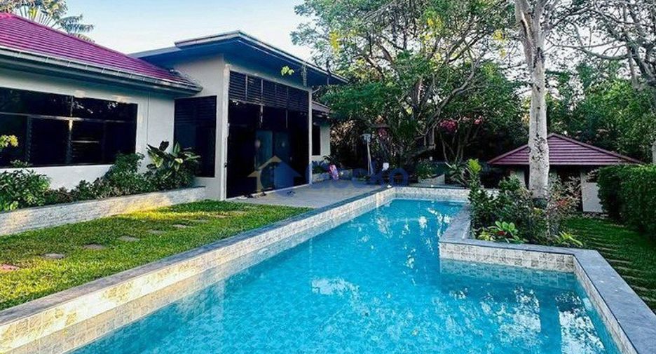 Haus zum Kauf mit 4 Zimmer in Bang Saray, Pattaya
