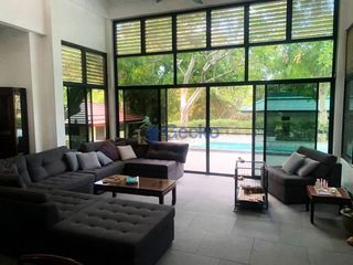 For sale 4 bedrooms house in Bang Saray, Pattaya