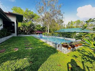 For sale 4 bedrooms house in Bang Saray, Pattaya