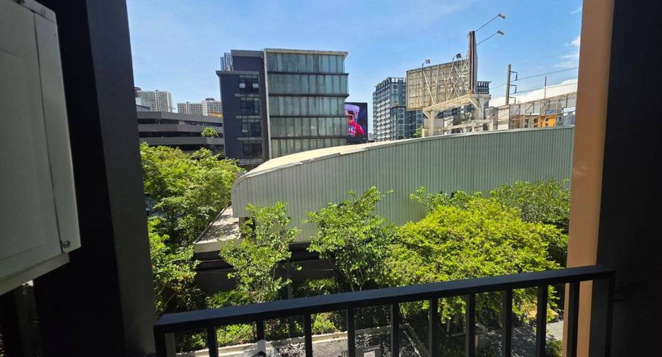 For rent 2 bedrooms condo 