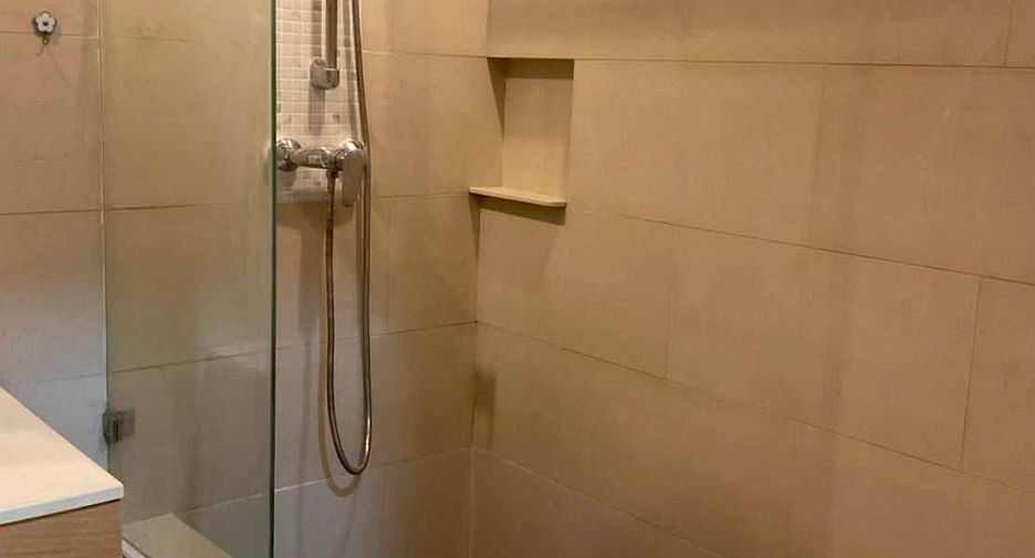À louer 1 chambre condo 