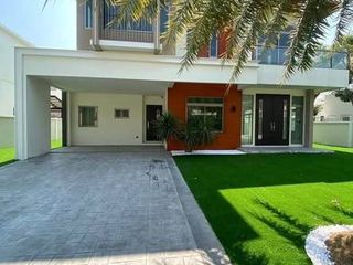 For rent 4 bedrooms house in Lat Krabang, Bangkok