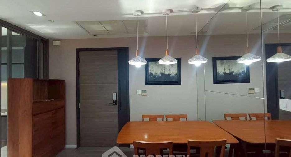 For rent 2 bedrooms condo in Sathon, Bangkok