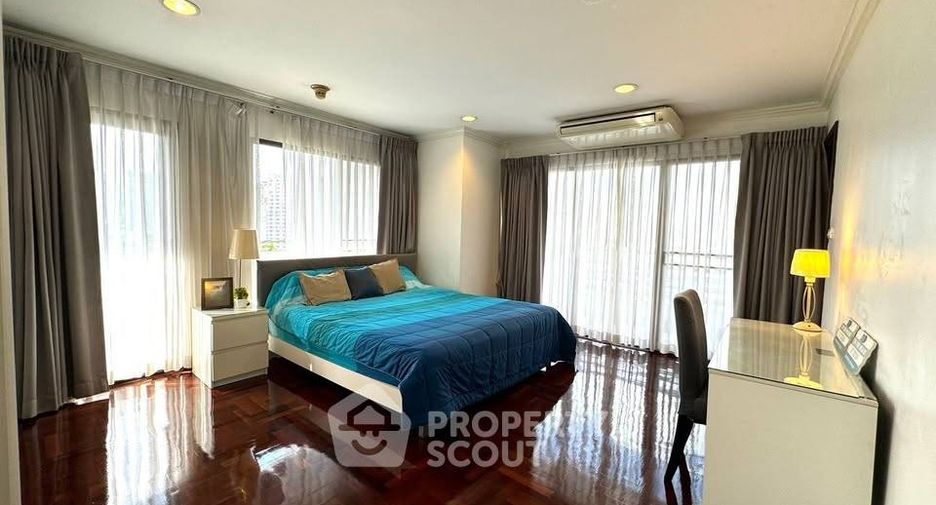 Condo en alquiler de 3 habitaciones en Watthana, Bangkok