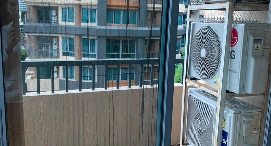 Condo en venta de 3 habitaciones en Yan Nawa, Bangkok