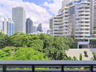 For sale 2 ベッドルーム condo in Watthana, Bangkok