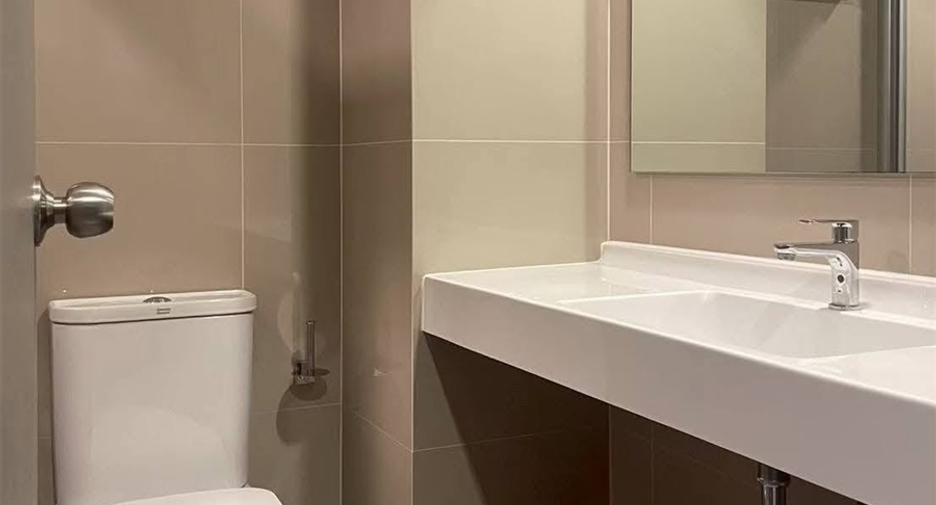 For sale 1 bed condo 