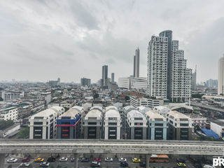 出售 2 卧室 公寓 在 Khlong San, 曼谷