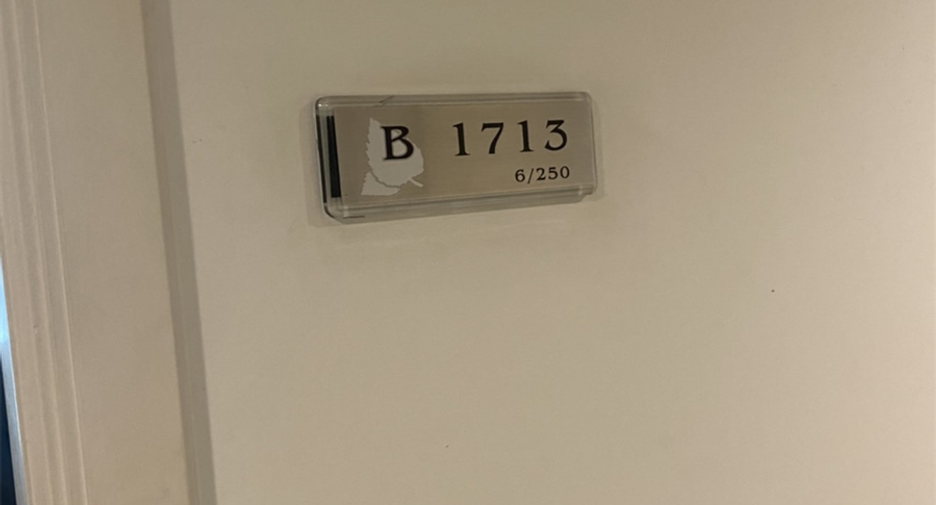 À vendre 2 chambres condo 
