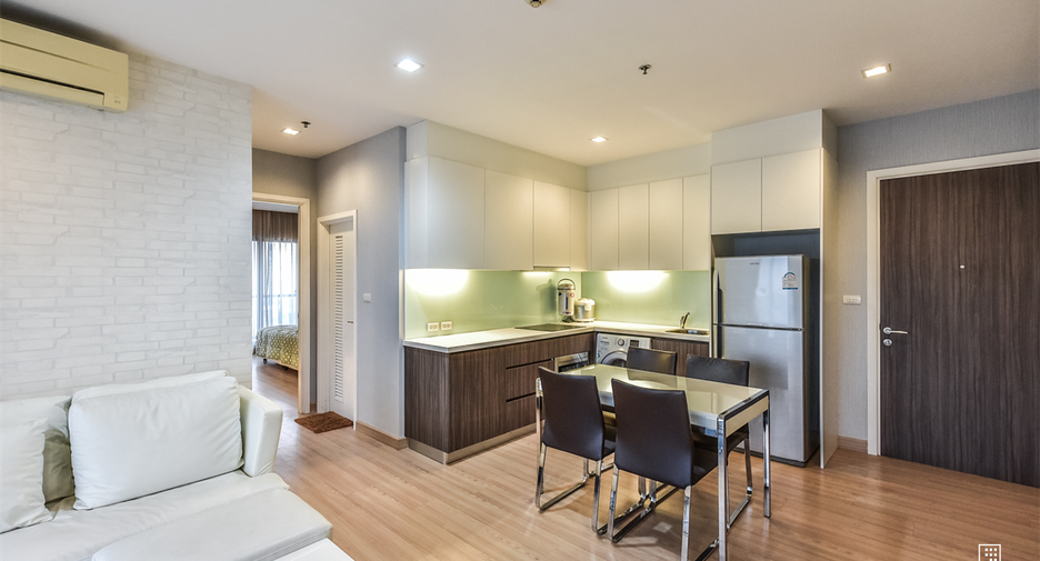For rent 2 bedrooms condo 