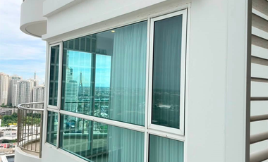 For rent 2 ベッドルーム condo in Yan Nawa, Bangkok
