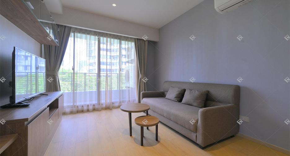 For rent 2 bedrooms condo in Watthana, Bangkok