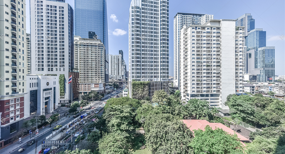 À louer 2 chambres condo à Pathum Wan, Bangkok