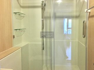 For rent 2 bedrooms condo in Thon Buri, Bangkok