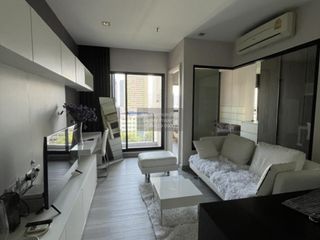 Condo en alquiler de 1 habitaciones en Khlong San, Bangkok