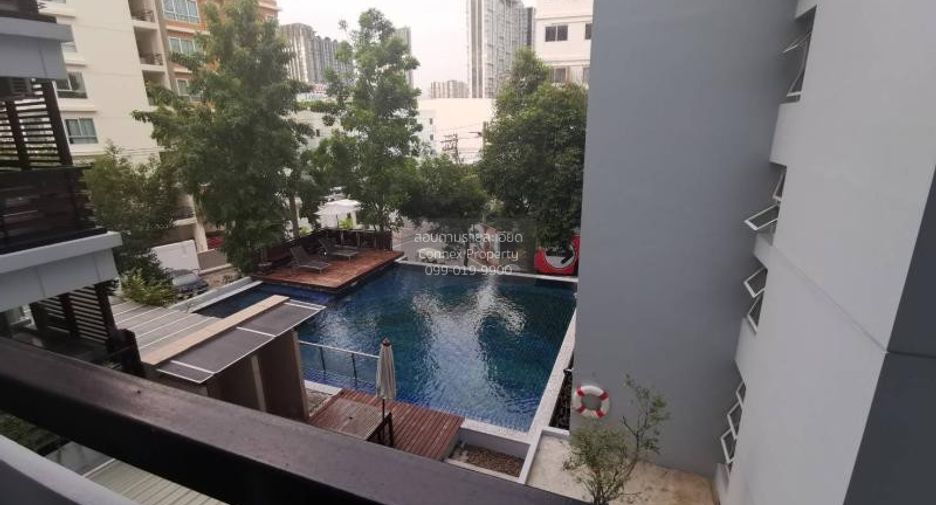 For rent 1 bed condo in Phra Khanong, Bangkok