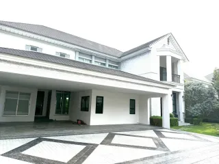 出售 和 出租 4 卧室 独立屋 在 Lat Krabang, 曼谷