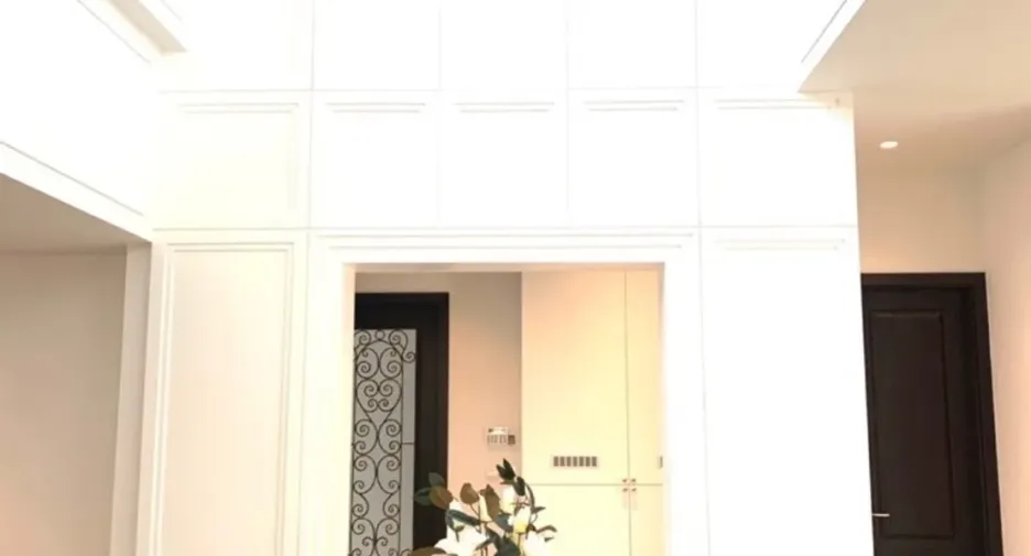 Casa en venta y en alquiler de 4 habitaciones en Lat Krabang, Bangkok