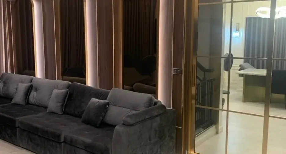 For sale and for rent 5 bedrooms house in Bang Kapi, Bangkok