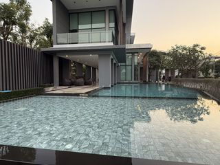 Haus zur Miete mit 4 Zimmer in Prawet, Bangkok