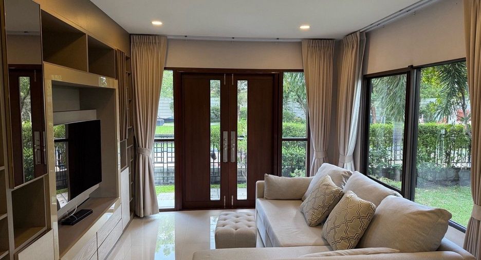 Haus zur Miete mit 4 Zimmer in Prawet, Bangkok