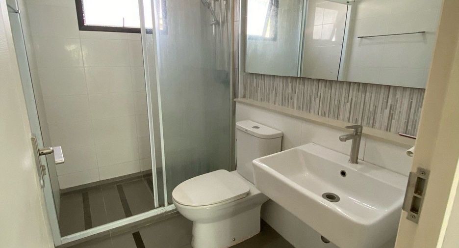 For rent 5 bedrooms house in Bang Phli, Samut Prakan