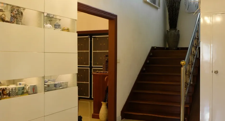 Villa en venta de 6 habitaciones en Bang Lamung, Chonburi