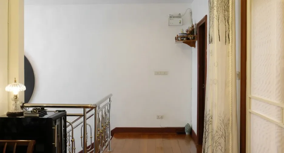 Villa en venta de 6 habitaciones en Bang Lamung, Chonburi