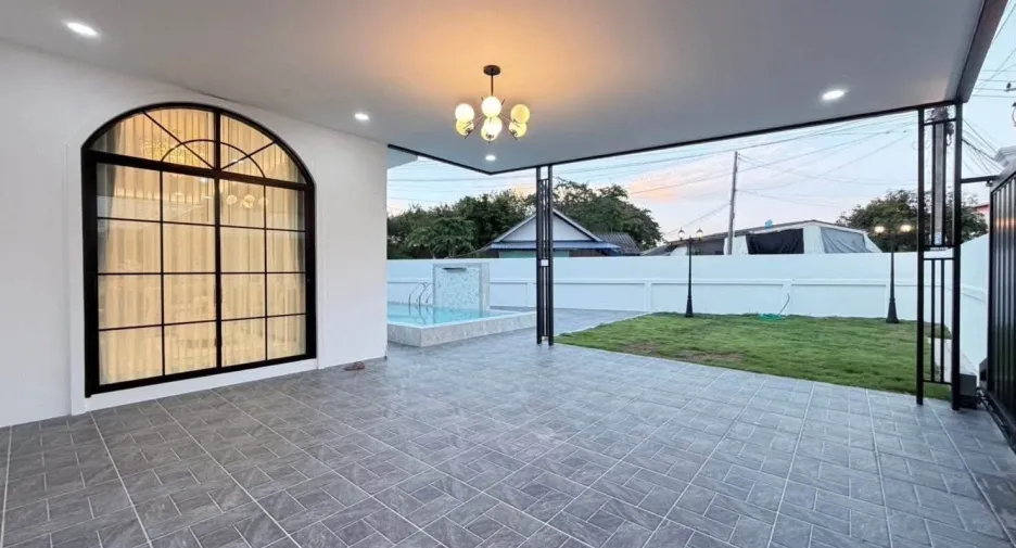 Villa en venta de 3 habitaciones en Bang Lamung, Chonburi