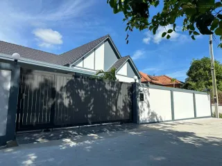 Villa en venta de 3 habitaciones en Bang Lamung, Chonburi