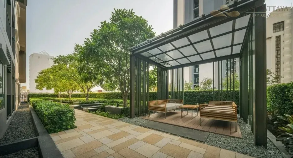 For sale 2 bedrooms condo 