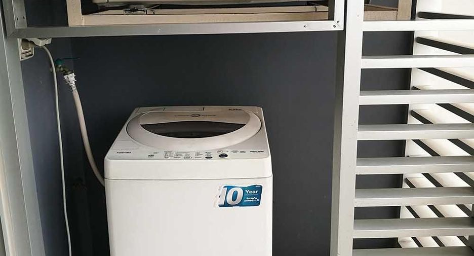 Wohnung zur Miete mit 2 Zimmer in Huai Khwang, Bangkok