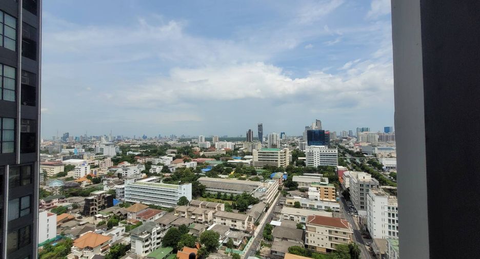 Condo en alquiler de 1 habitaciones en Sathon, Bangkok