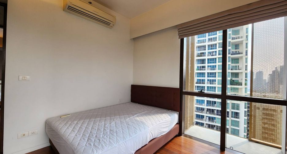 À louer 2 chambres condo à Pathum Wan, Bangkok