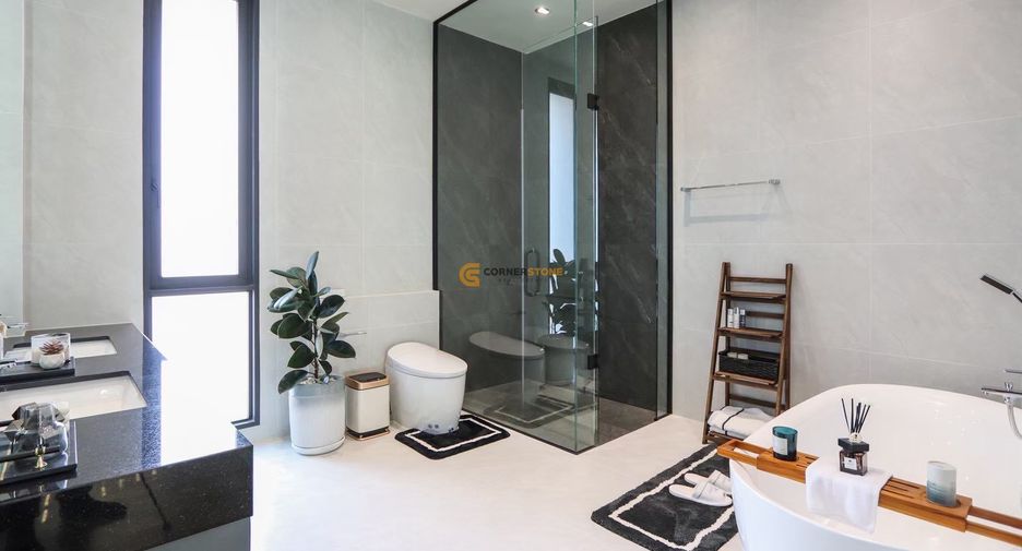 Haus zum Kauf mit 5 Zimmer in Bang Lamung, Chonburi