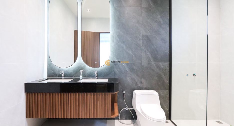 Haus zum Kauf mit 5 Zimmer in Bang Lamung, Chonburi
