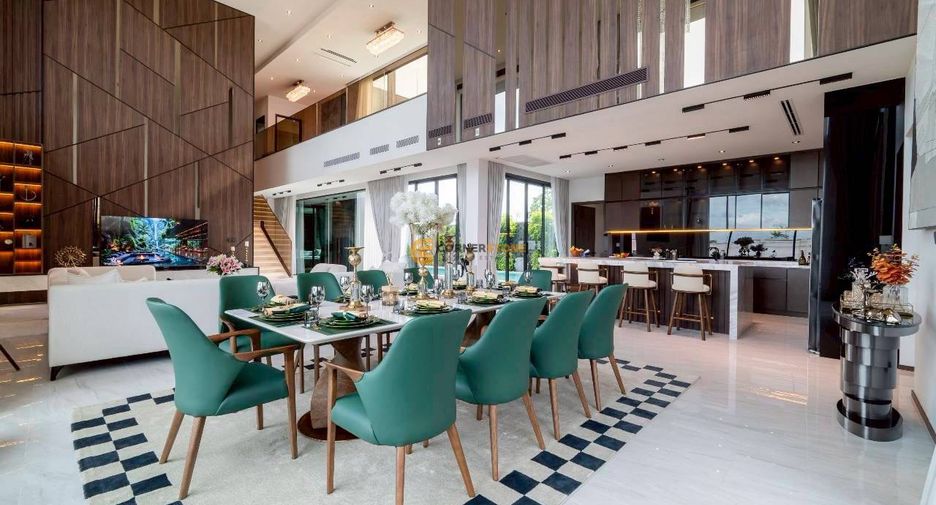Haus zum Kauf mit 5 Zimmer in Bang Lamung, Chonburi