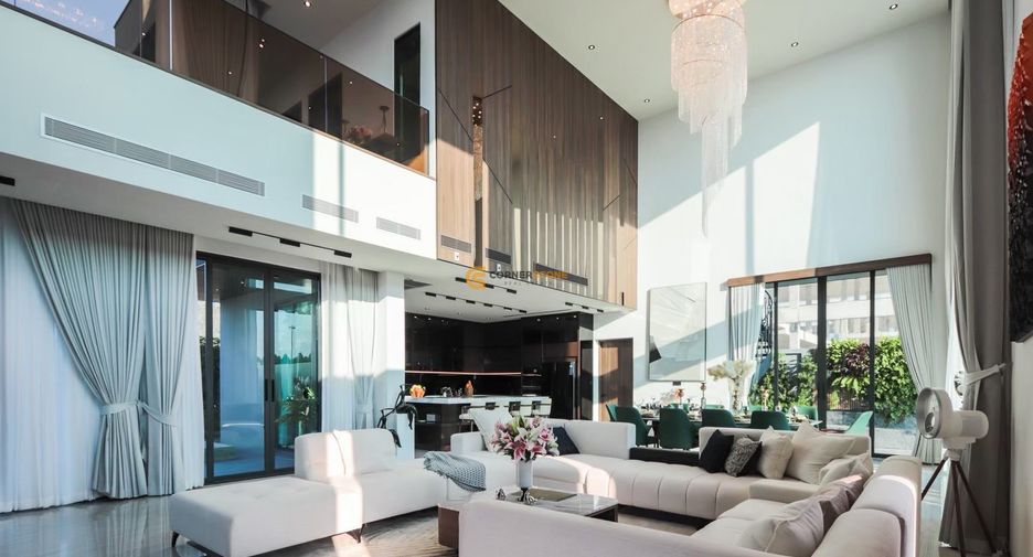 Haus zum Kauf mit 5 Zimmer in Bang Lamung, Chonburi