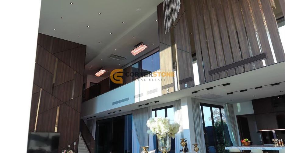 Haus zum Kauf mit 5 Zimmer in Bang Lamung, Chonburi