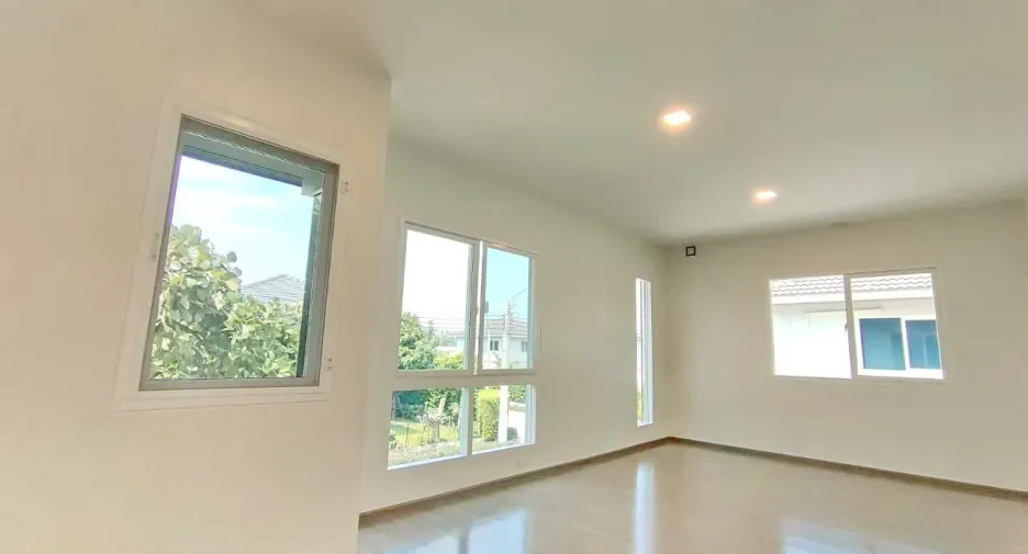 À vendre 3 chambres maison à Bang Yai, Nonthaburi