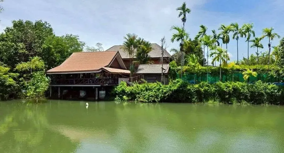 À vendre 5 chambres maison à Klaeng, Rayong