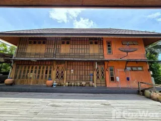 À vendre 5 chambres maison à Klaeng, Rayong