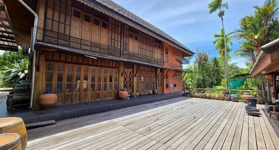 À vendre 5 chambres maison à Klaeng, Rayong