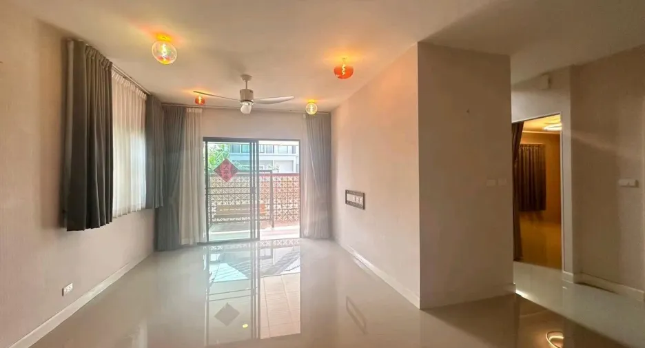ขาย และ ให้เช่า 4 ห้องนอน บ้านเดี่ยว ใน บางกรวย, นนทบุรี