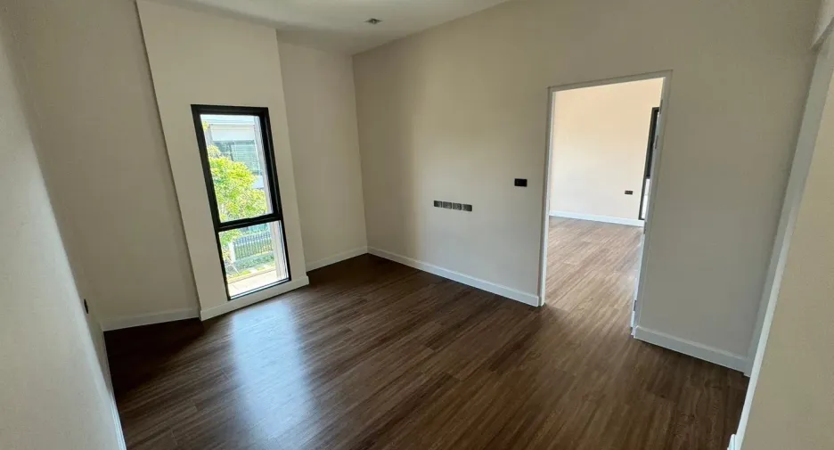 Haus zur Miete mit 3 Zimmer in Lam Luk Ka, Pathum Thani