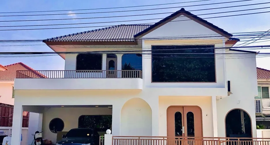 ให้เช่า และ ขาย 4 ห้องนอน บ้านเดี่ยว ใน ปากเกร็ด, นนทบุรี