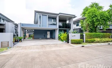 For sale and for rent 4 bedrooms house in Bang Kapi, Bangkok